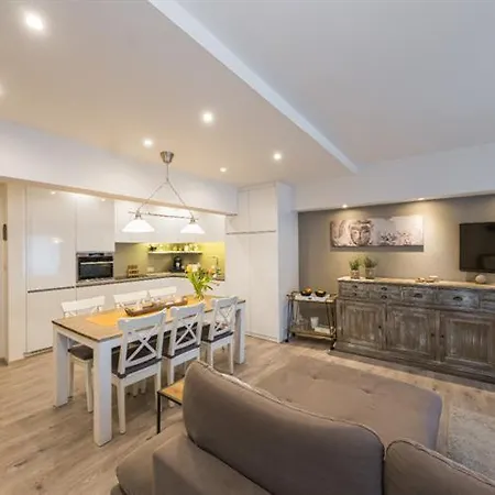 Carpe Diem Apartment